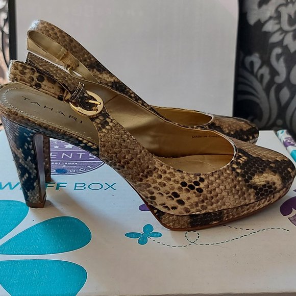Tahari Snakeskin Sling Pumps sz 7 - Picture 4 of 10